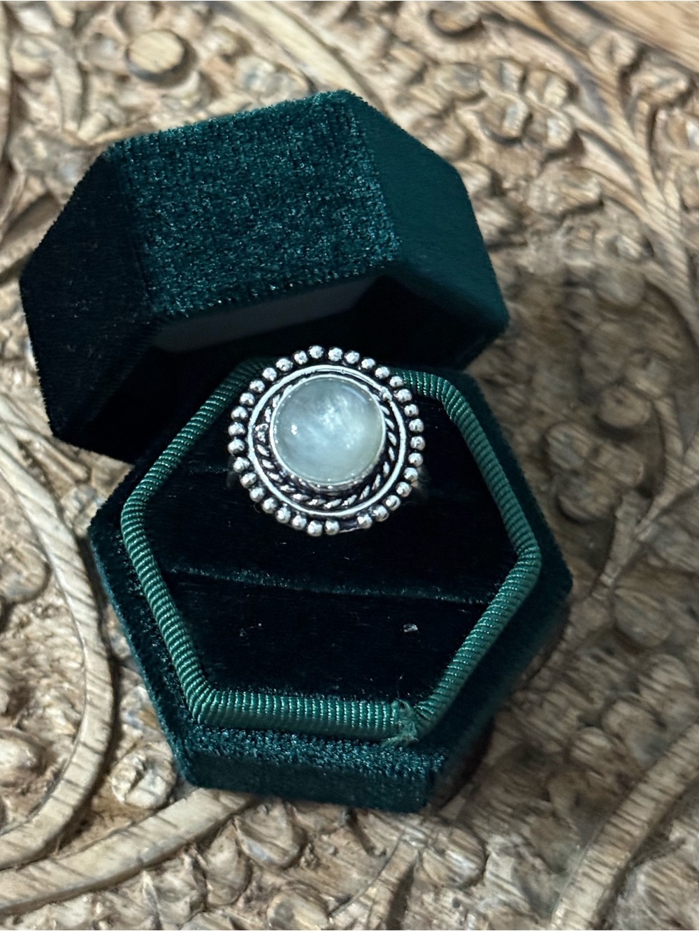 Green Quartz ring sz 7